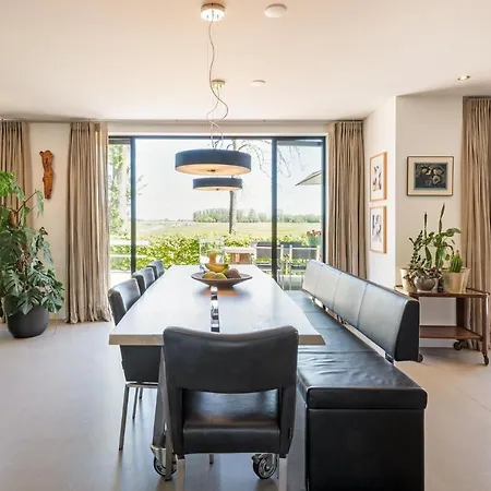 Casa De Rougemont Bergen