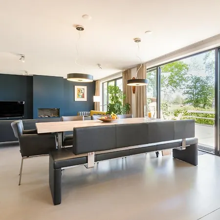 Casa De Rougemont Bergen